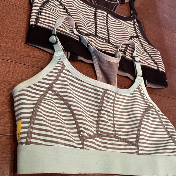 Lole 2 pack striped sports bras - Picture 2 of 6